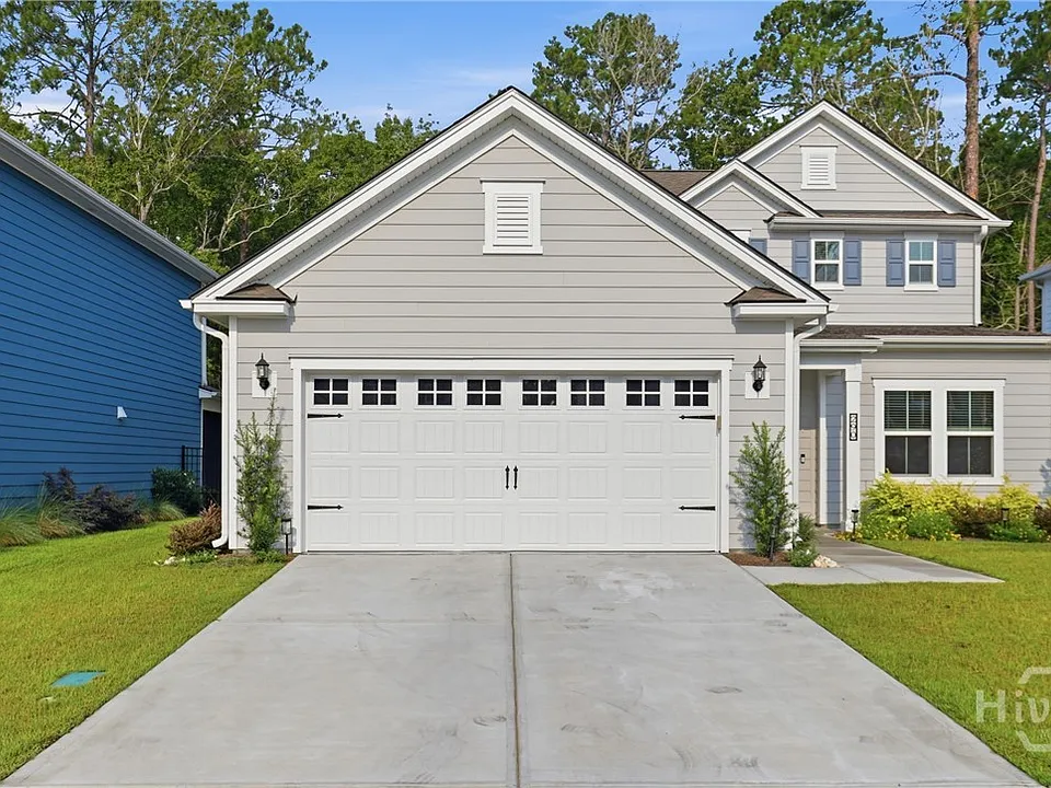 290 Monterey Loop Dr