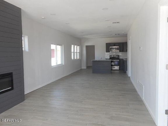 4th image of 4319 Clifton Ave #2