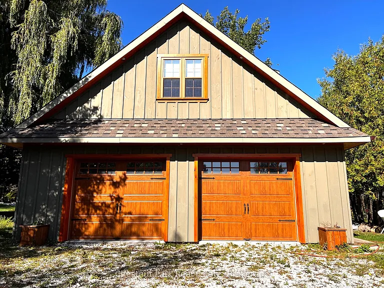 115 Tyrolean Ln — Photo 2