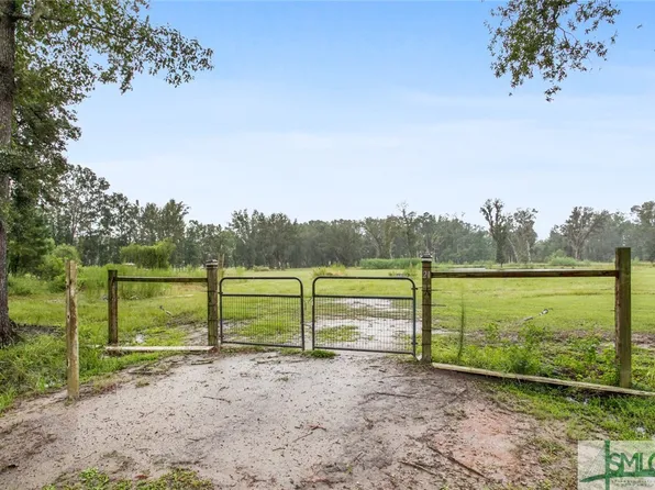 21 Pyeland Avenue, Savannah, GA 31405