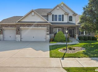 11010 N Emerald Ct, Dunlap, IL 61525