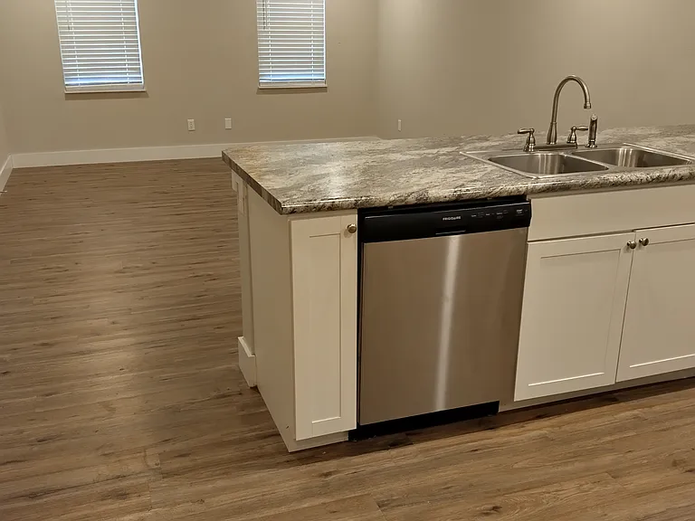 314 Wolfe Dr — Photo 9