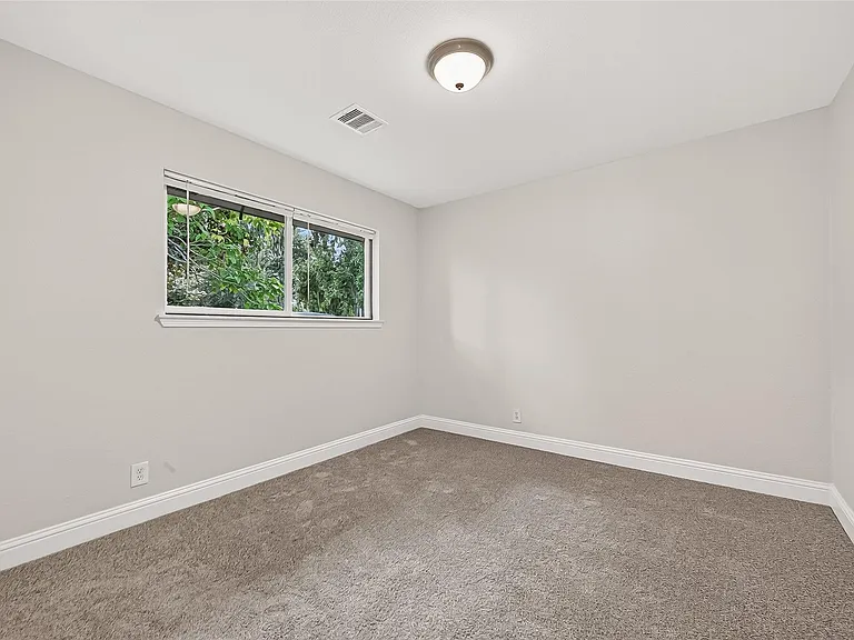 509 Southern Oaks Dr — Photo 22