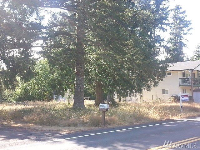 2nd image of 19121 Sandridge Rd