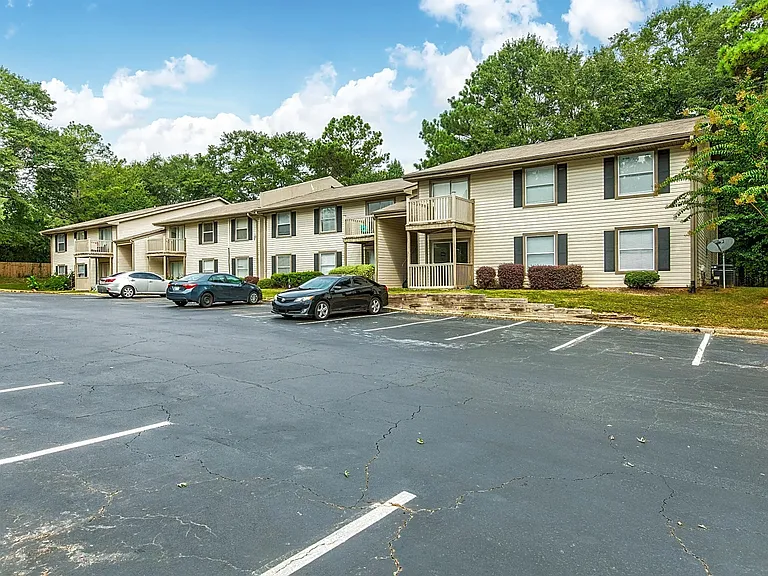 Flint River Apartment Homes — Photo 22