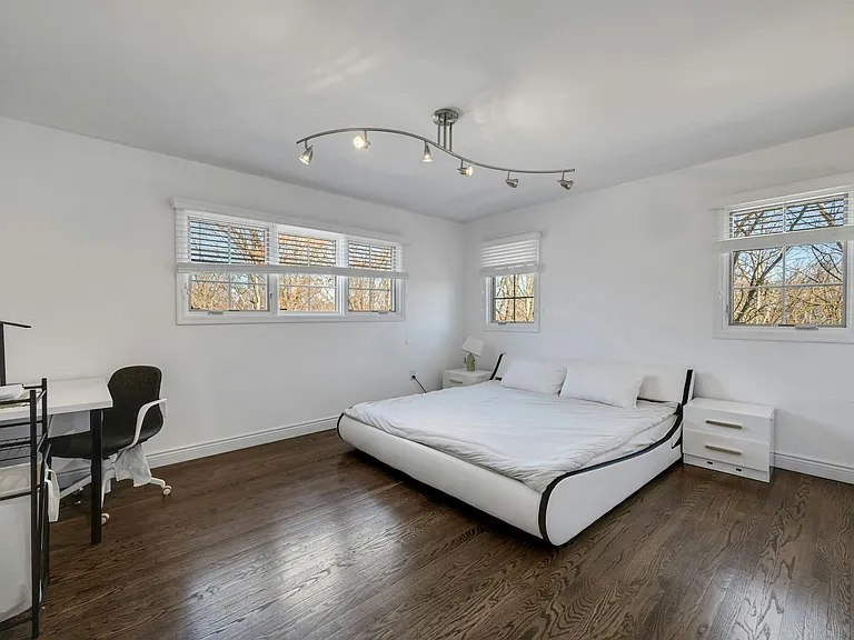 26 Sunset Rd — Photo 24