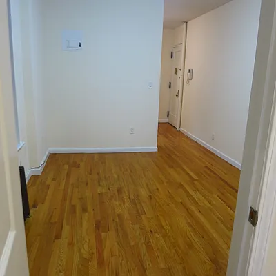 Rented by City & Suburban | media 30