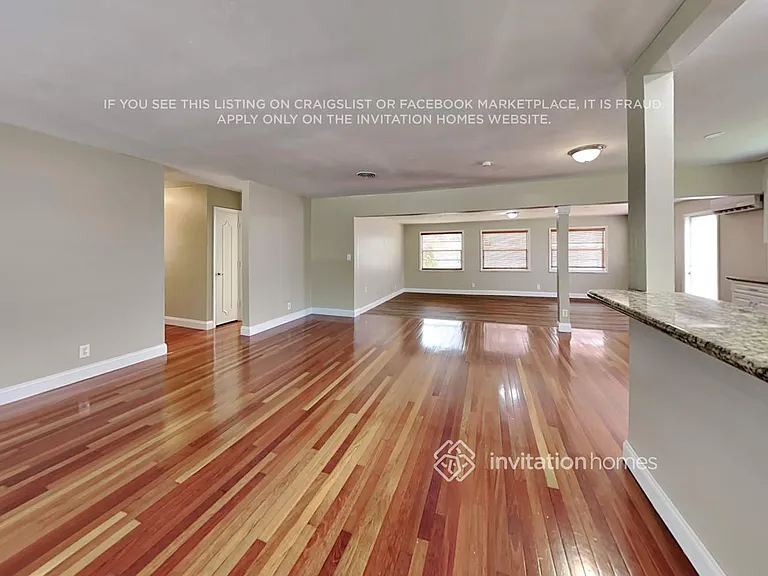 5881 NE 21st Rd — Photo 4