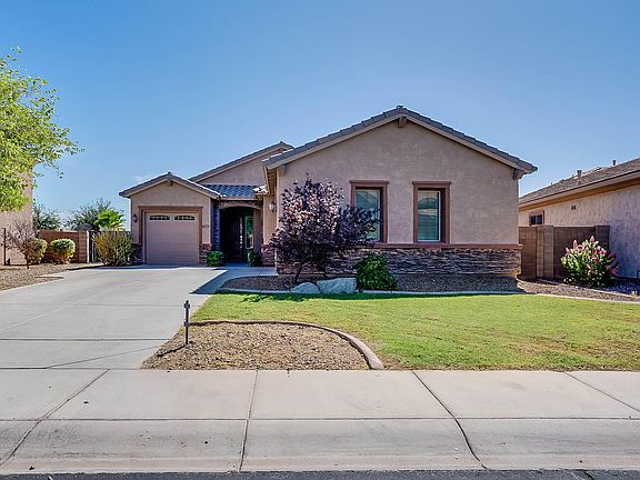 2nd image of 4879 E Gleneagle Dr