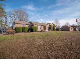 360 Mapleview Dr, Mt Washington, KY 40047