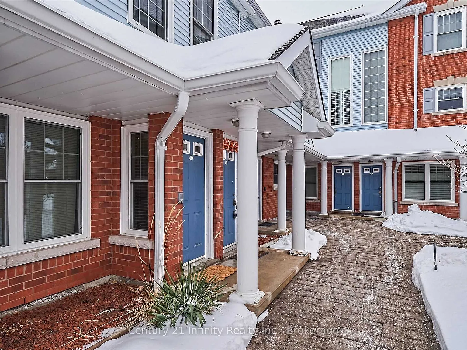 2 bed, $2,500 — Photo 2