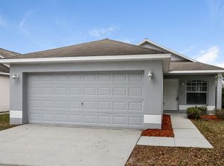 30319 Birdhouse Dr, Wesley Chapel, FL 33545