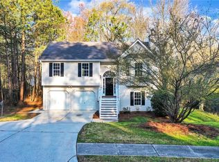 6347 New Gate Dr, Douglasville, GA 30134