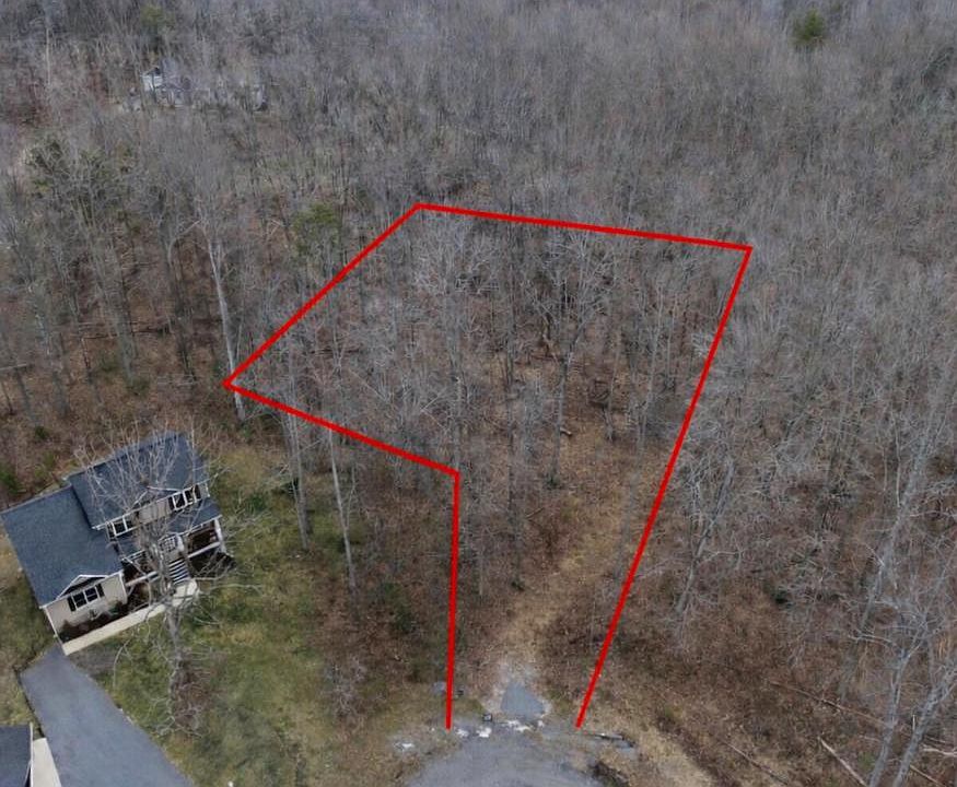 1st image of 71 Alexandra Cir