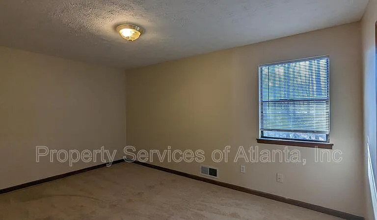 4341 Old Lake Dr — Photo 15