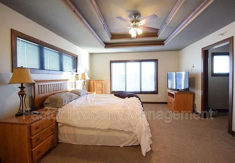 814 Pinnacle Path — Photo 13