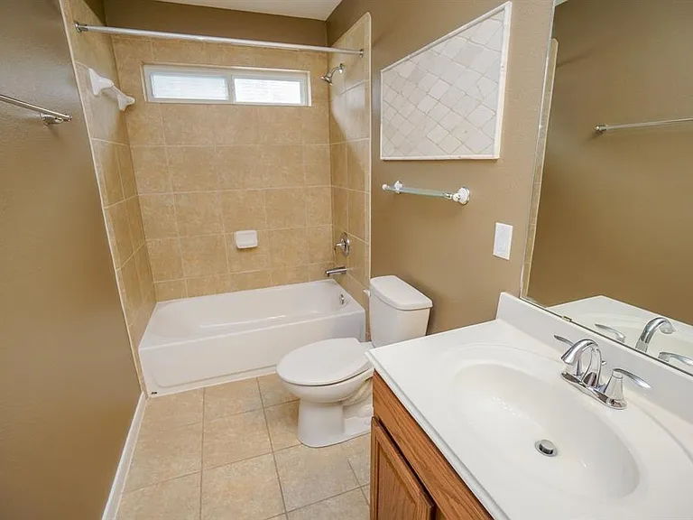 3211 London Ln — Photo 18