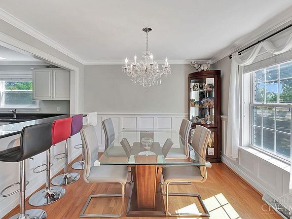 4th image of 3670 Ashworth Dr Unit A