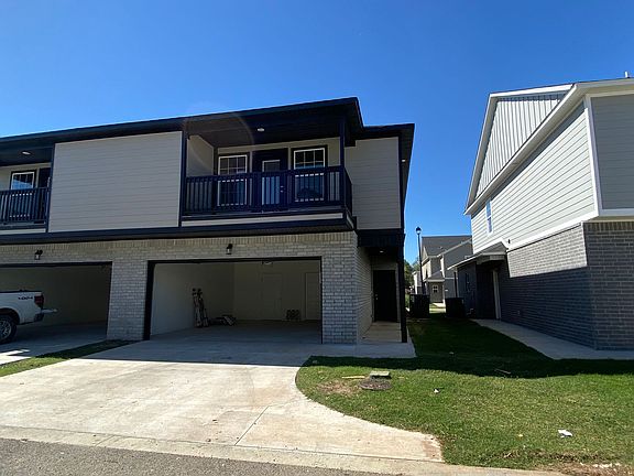 2nd image of 822 S Amarillo Ave #1