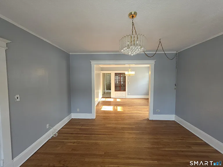 218 Grandview Ter — Photo 1