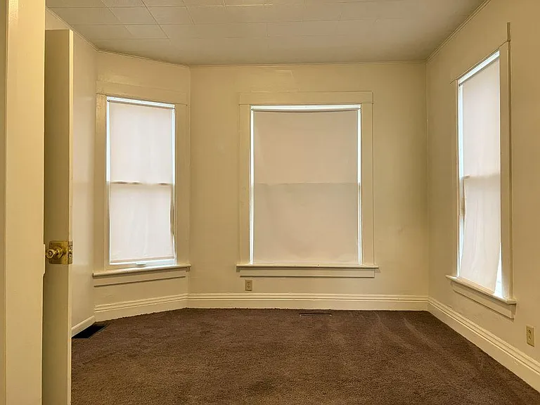 108 Park Ave — Photo 5