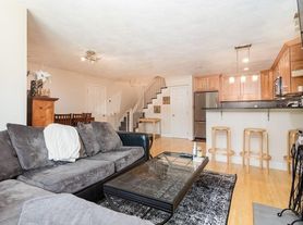 148 Quincy Shore Dr