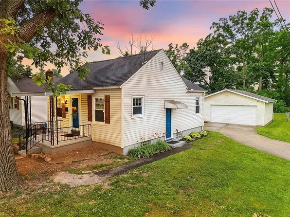 2901 Lansing Dr, Dayton, OH 45420