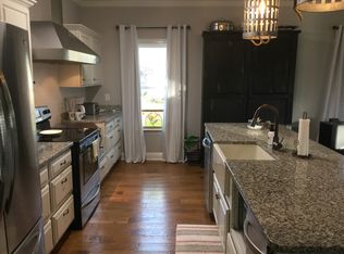 408 Rault Dr, Lumberton, MS 39455