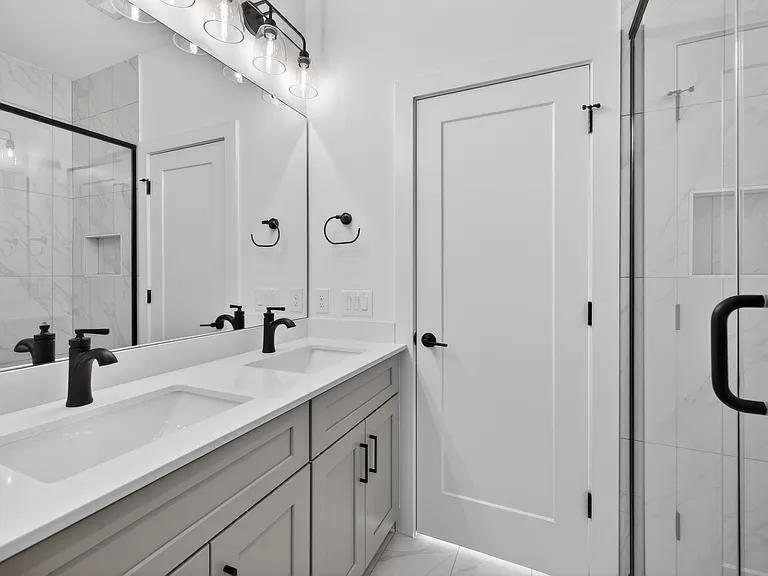 3006 Casting St — Photo 3