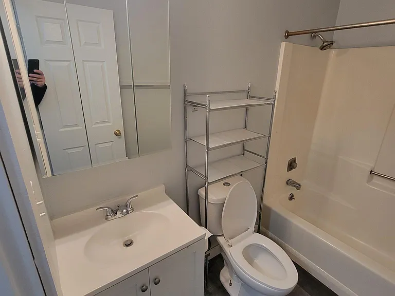 1017 Saint Anne St #103 — Photo 9