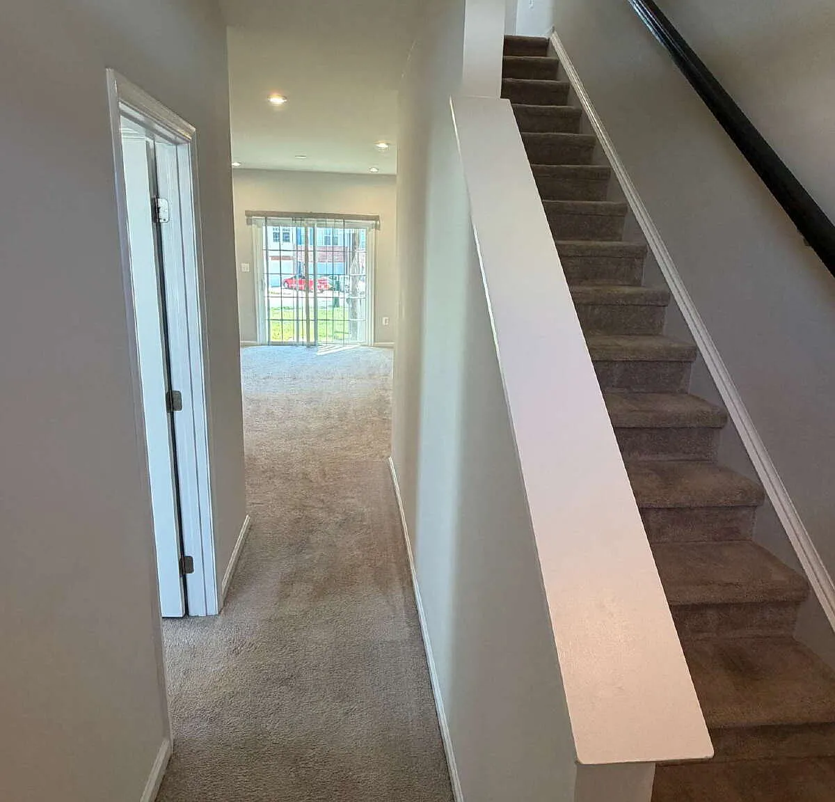 3 bed, 3.5 bath, 1728 sqft, $2,495 — Photo 2
