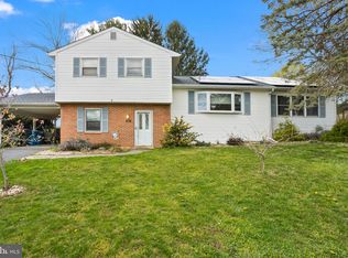 108 Hemlock Ct, Mechanicsburg, PA 17055