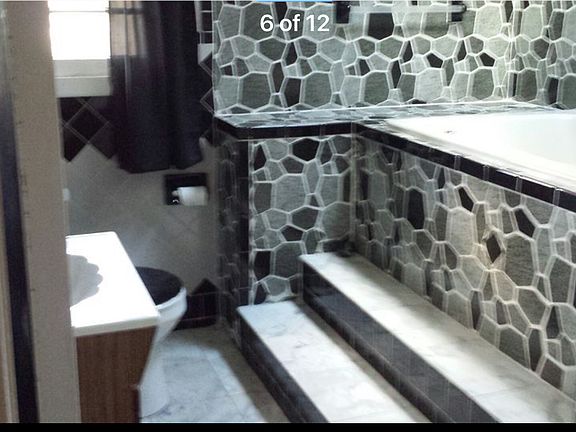 4th image of 2501 Norris Ln