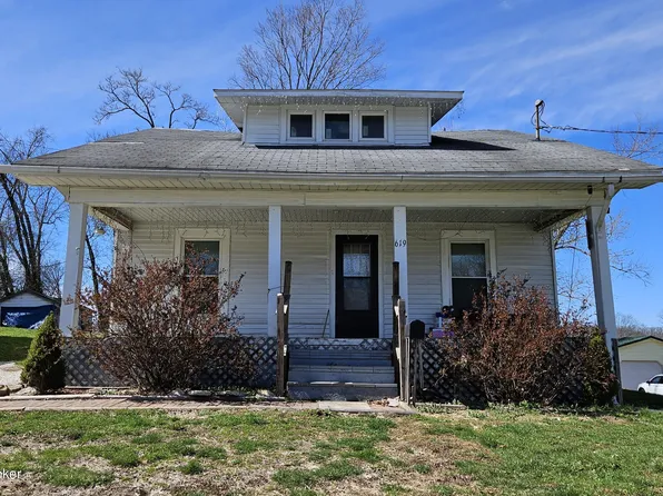 619 Walnut St, Paoli, IN 47454