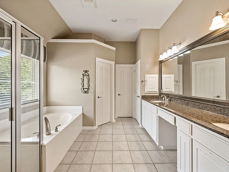 3316 Lexington Ave — Photo 33