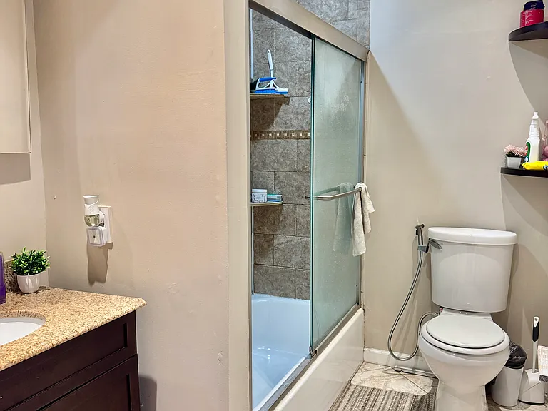 6505 Liberty Ave #D2 — Photo 4