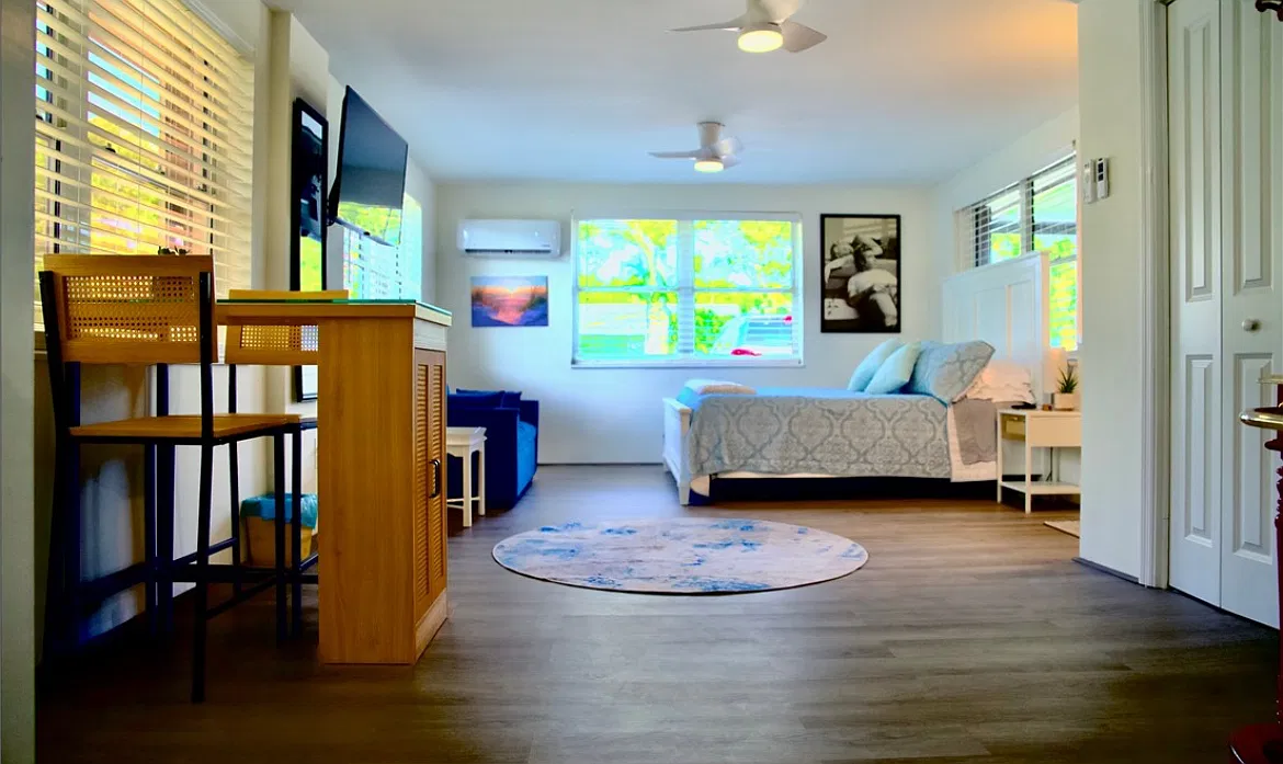 Studio, 1400 sqft, $1,650 — Photo 4