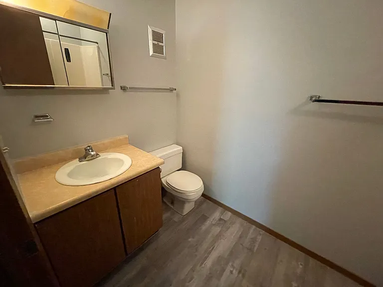 Southside Apartments — Photo 8