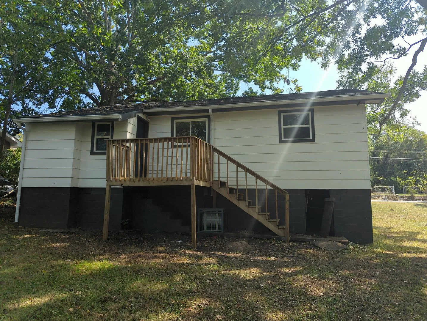 Cute Renovated House — Photo 4