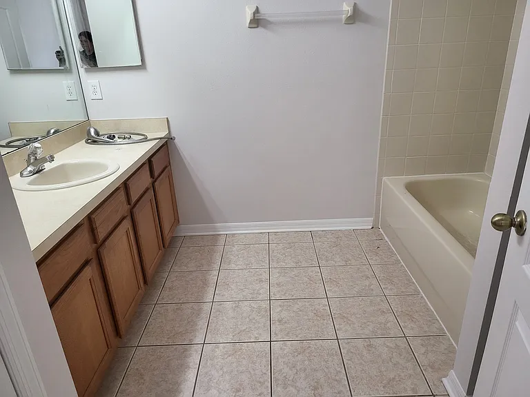 30328 Elderwood Dr — Photo 9