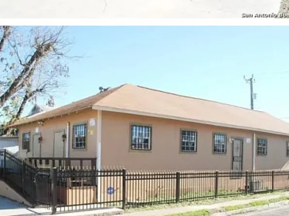 2935 W Commerce St #2, San Antonio, TX 78207