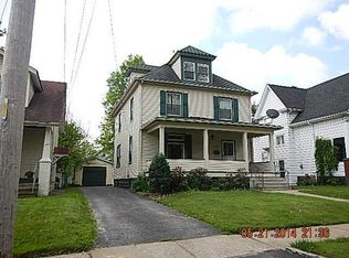 230 E Edgewood Ave, New Castle, PA