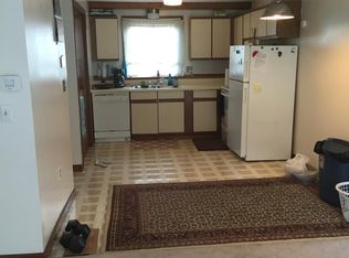 145 Riviera Dr, Agawam, MA 01001