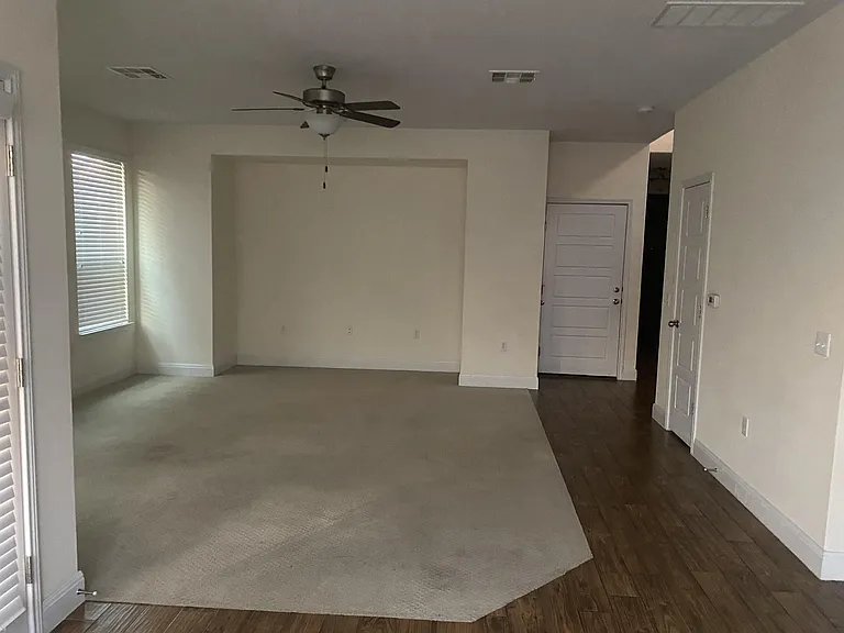 9504 Hunter Ln — Photo 11