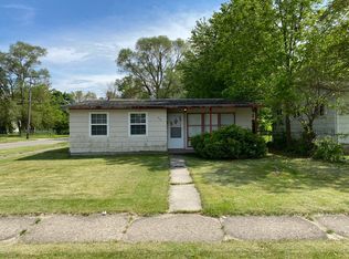 806 Wauceda Ave, Benton Harbor, MI 49022