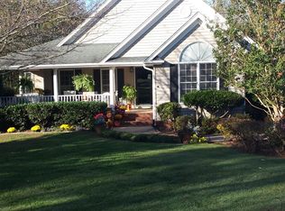 110 Glen View Dr, Cherryville, NC 28021