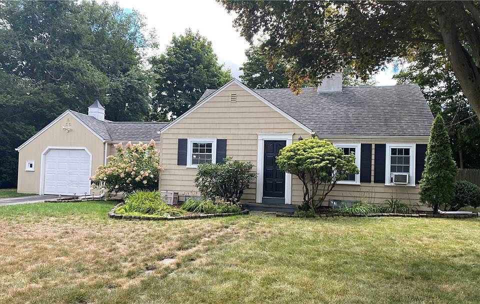 80 Squantum Dr, Warwick, RI 02888 Zillow