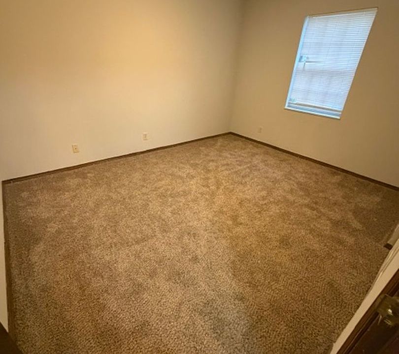 1st image of 2326 Vogel Rd APT E