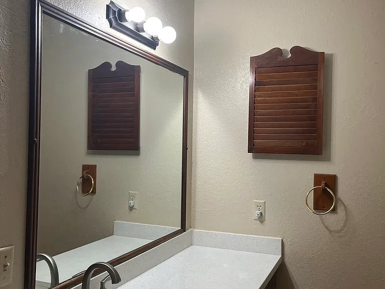 118 E Tulip Ave — Photo 24