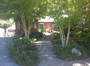 3606 Magnolia Blvd W, Seattle, WA 98199